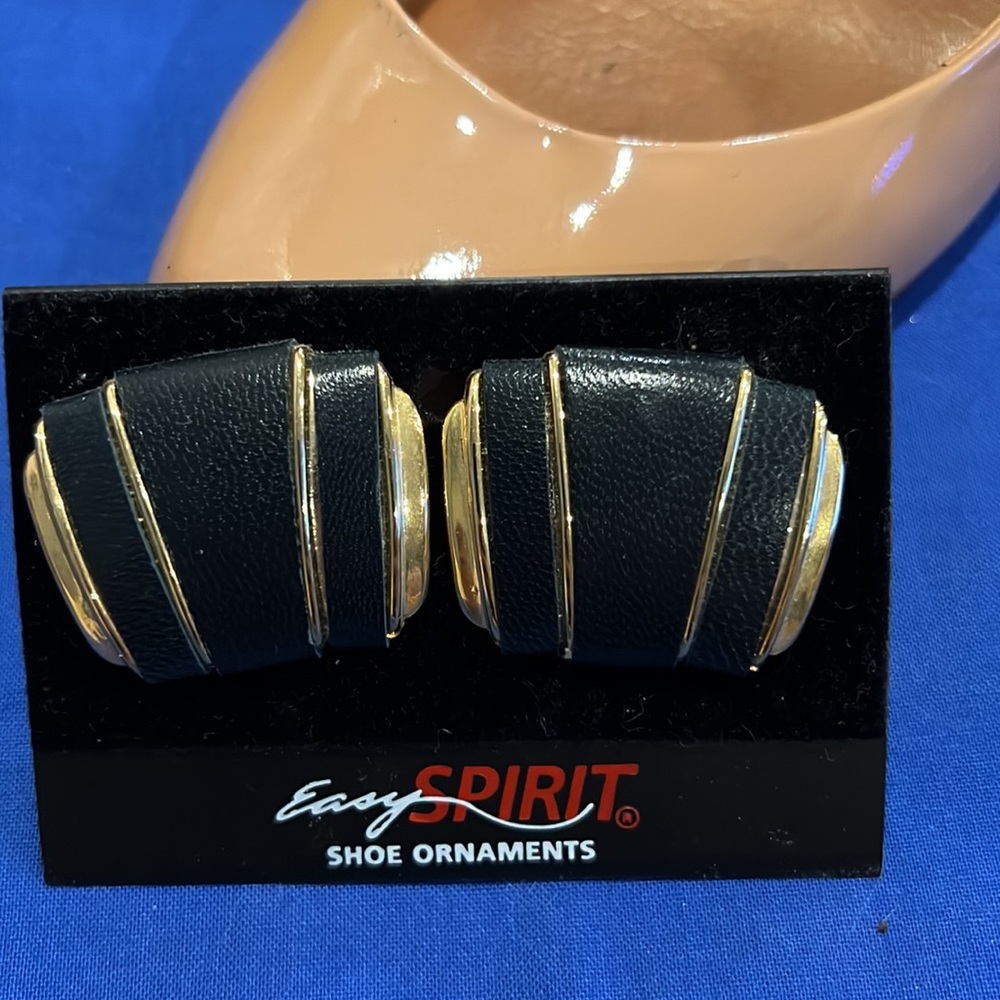 Shoe Clips - Picture 2 of 4